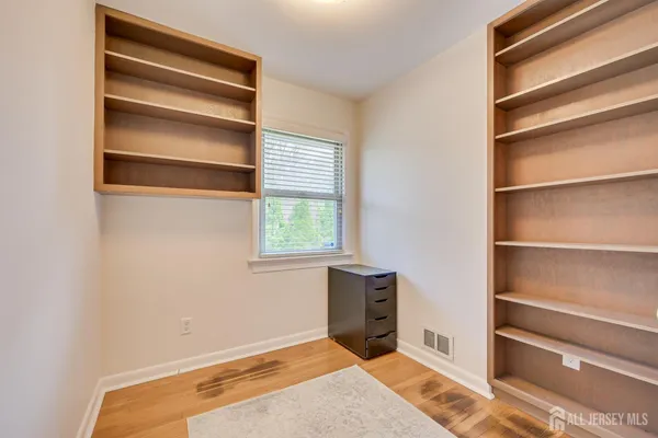 $539,800 | 59 Grandview Avenue, Edison, NJ 08837