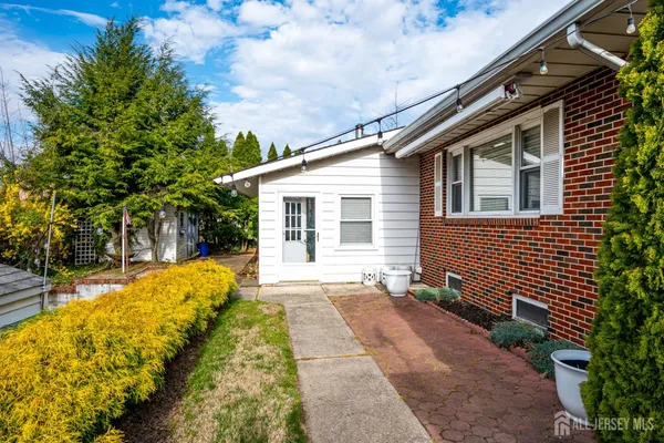 $539,800 | 59 Grandview Avenue, Edison, NJ 08837
