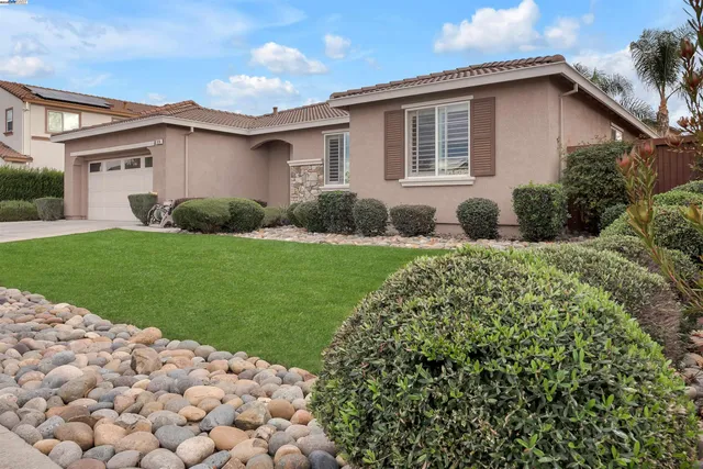 $815,000 | 924 Poppy Drive, Brentwood, CA 94513