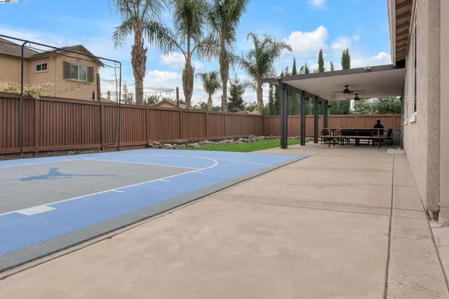 $825,000 | 924 Poppy Court, Brentwood, CA 94513