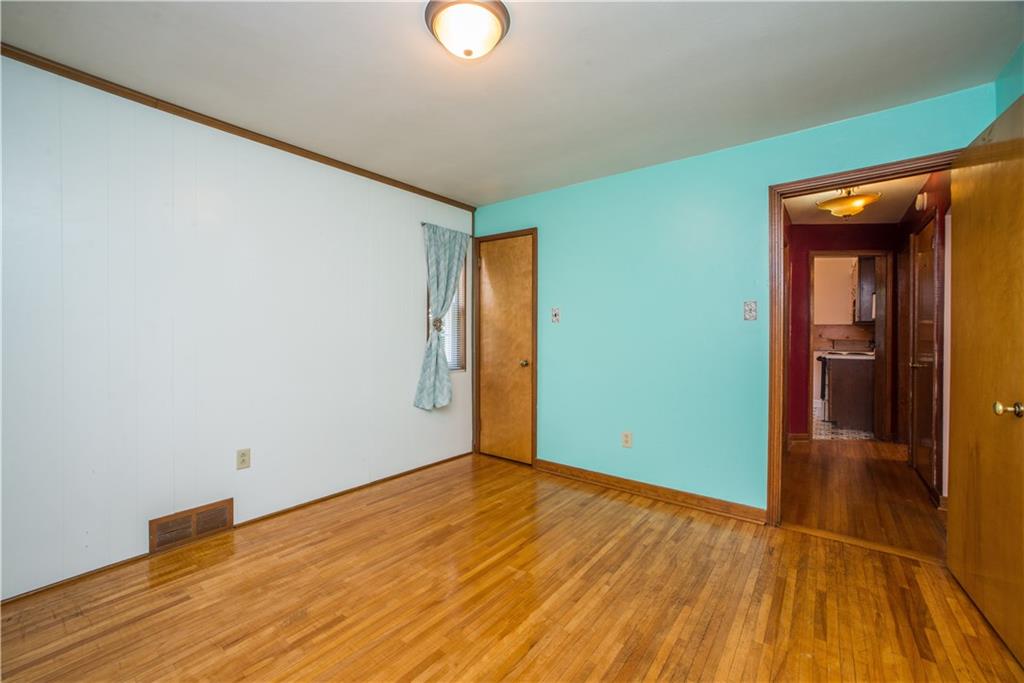 3560 Middleboro Road Pittsburgh, PA 15234 - Photo 13 of 24 Gallery Image 13