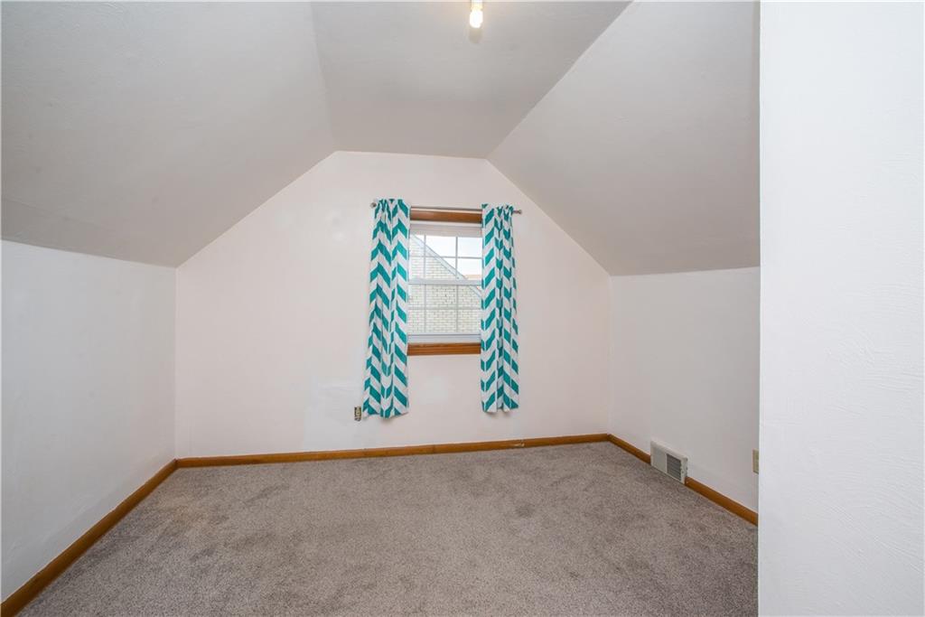 3560 Middleboro Road Pittsburgh, PA 15234 - Photo 17 of 24 Gallery Image 17