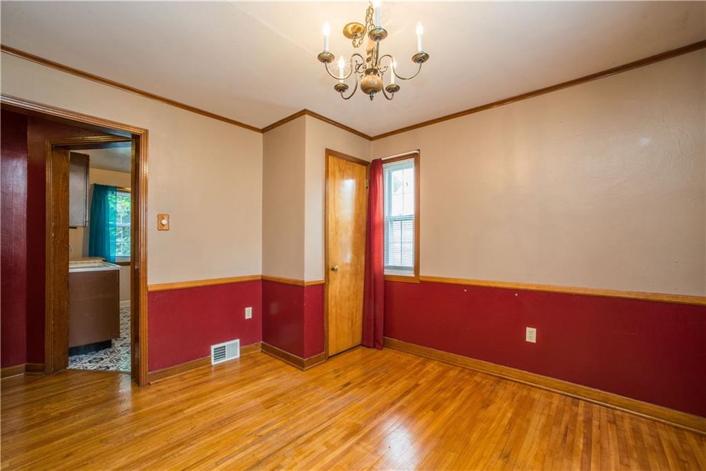 3560 Middleboro Road Pittsburgh, PA 15234 - Photo 7 of 24 Gallery Image 7
