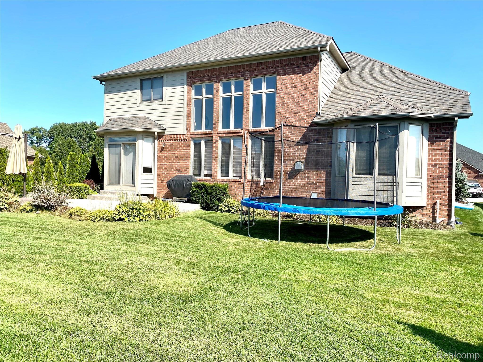 16400 Moore Park Road Macomb, MI 48044 - Photo 42 of 45 IMG_1079.JPG