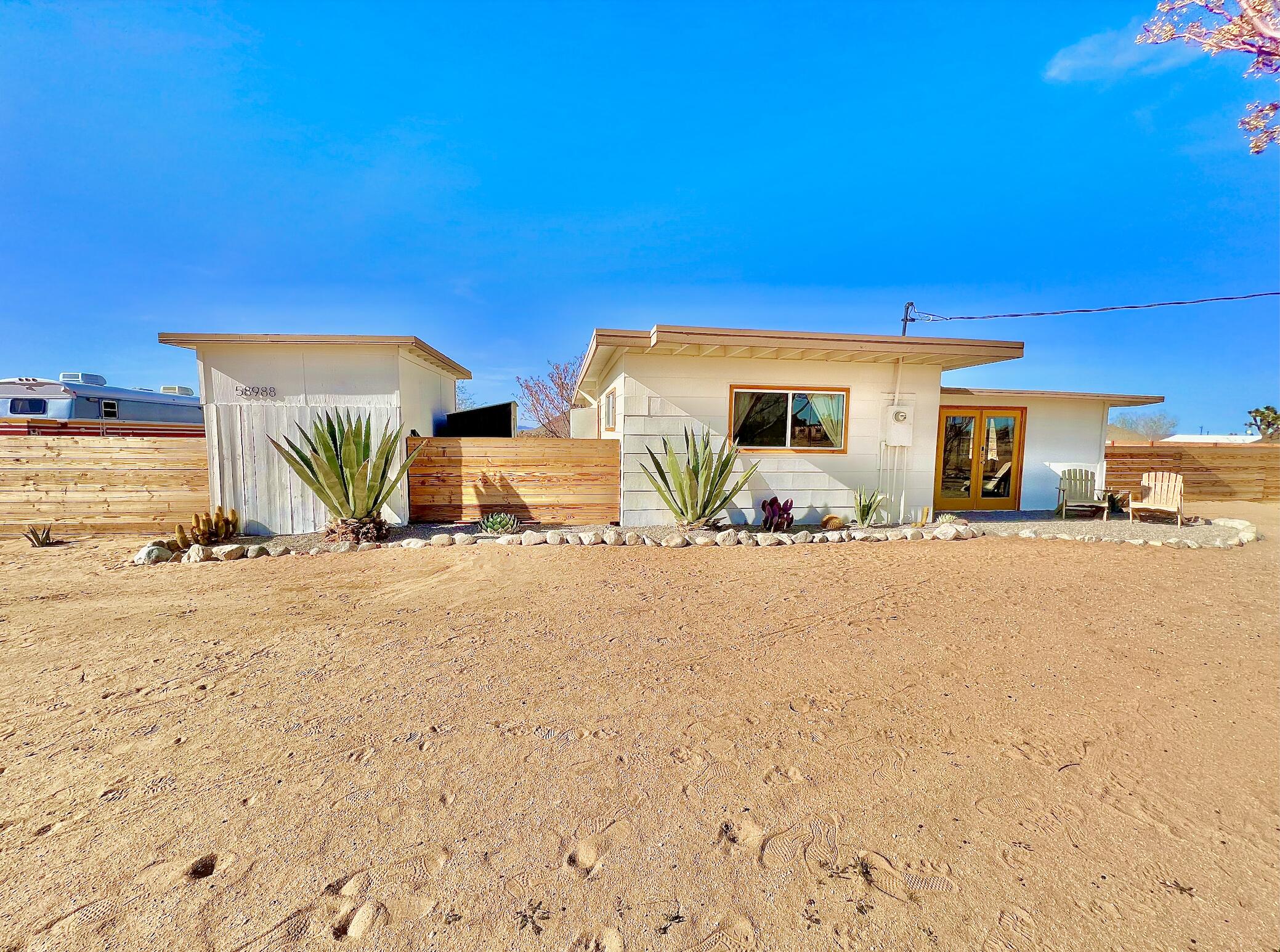 58988 Bearingtree Road Landers, CA 92285 - Photo 2 of 28 2.3 front