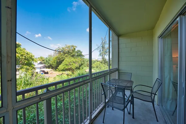 $215,000 | 355 Kalanianaole Avenue, Unit 225, Hilo, HI 96720