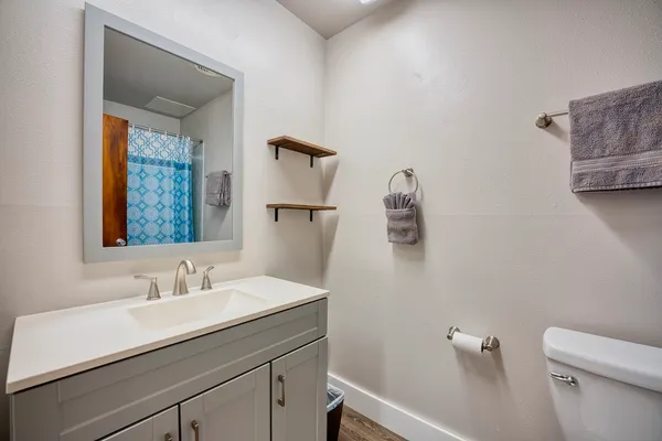 $215,000 | 355 Kalanianaole Avenue, Unit 225, Hilo, HI 96720