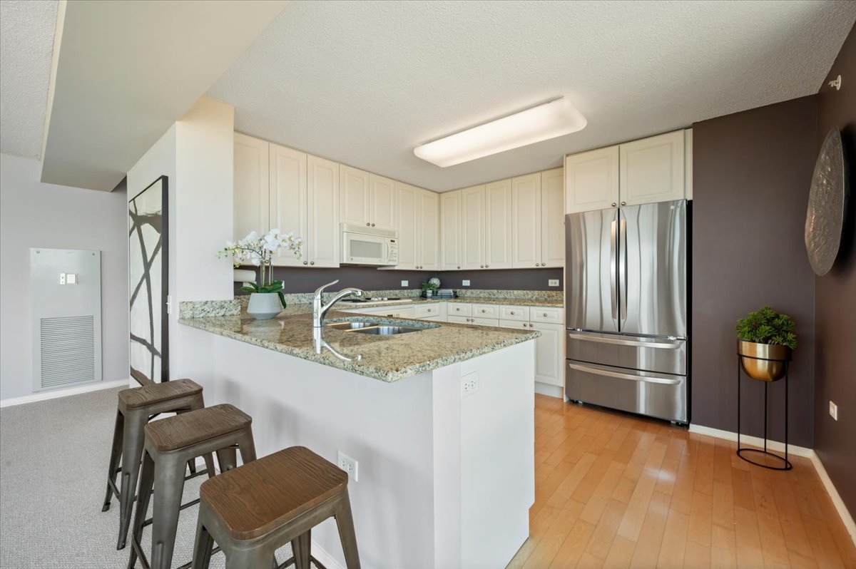 800 Elgin Road Evanston, IL 60201 - Photo 10 of 20