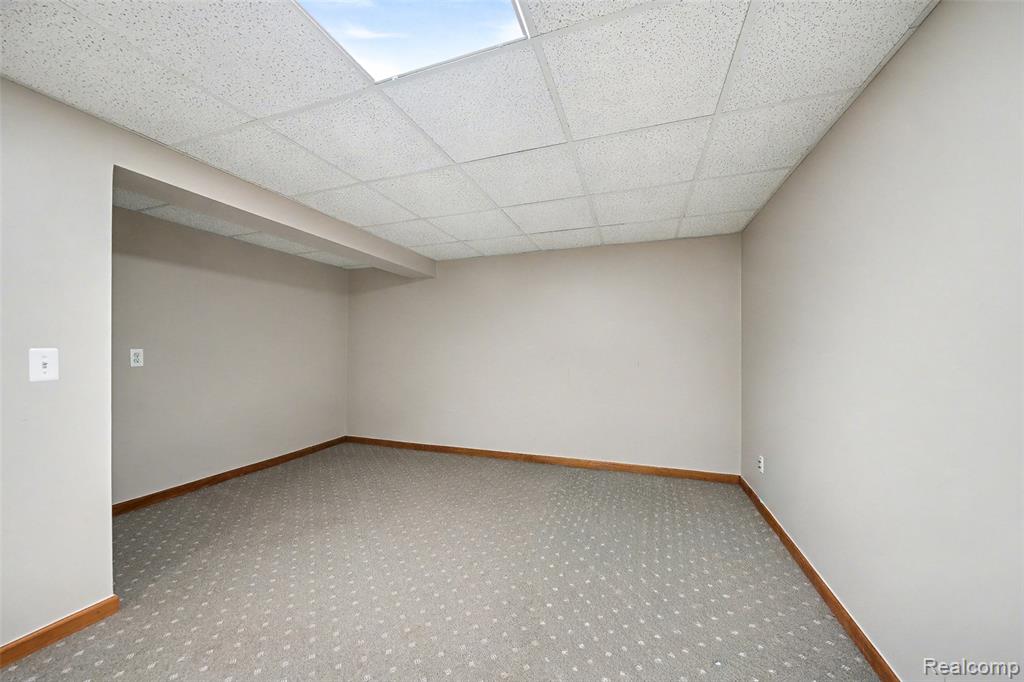 107 Meadow Ln Circle, Unit 2 Rochester, MI 48307 - Photo 15 of 24