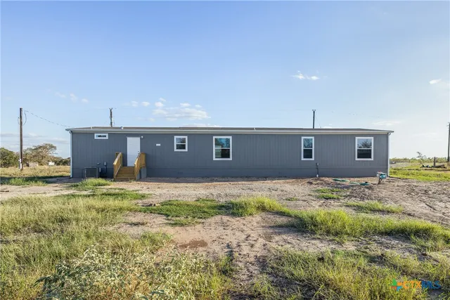 $308,900 | 139 Azalea Ct Dale, Dale, TX 78616