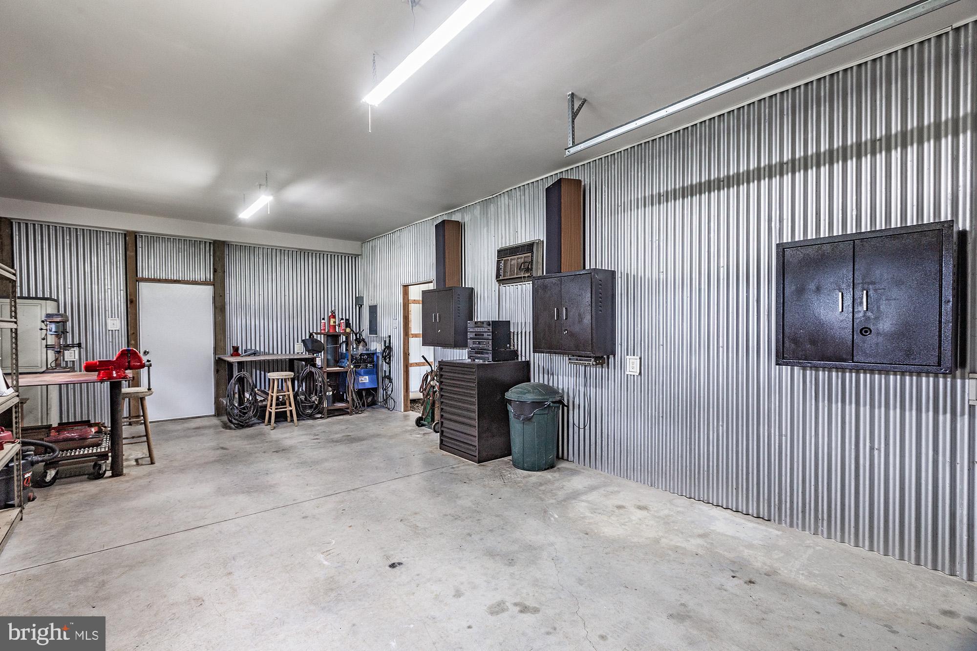 187 Amwellbury Road Salem, NJ 08079 - Photo 37 of 53 welding/repair shop