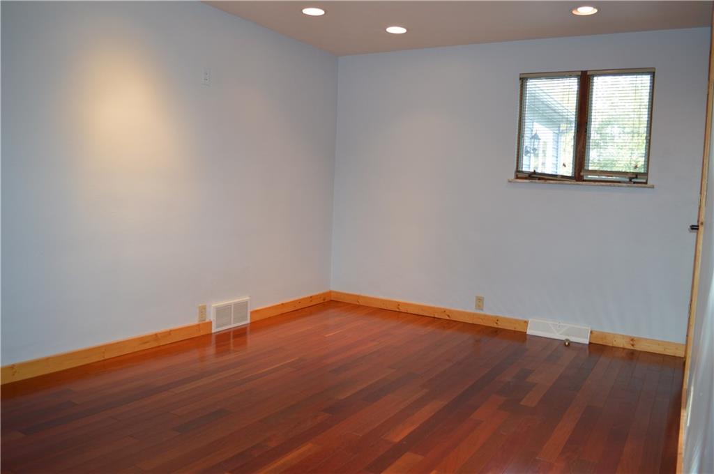 804 Hickory Grade Road Bridgeville, PA 15017 - Photo 23 of 25 Gallery Image 23