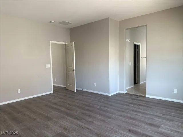 $2,400 | 7399 Amesbury Street, Las Vegas, NV 89113