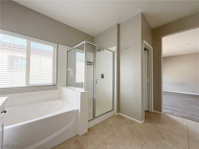 $2,400 | 7399 Amesbury Street, Las Vegas, NV 89113