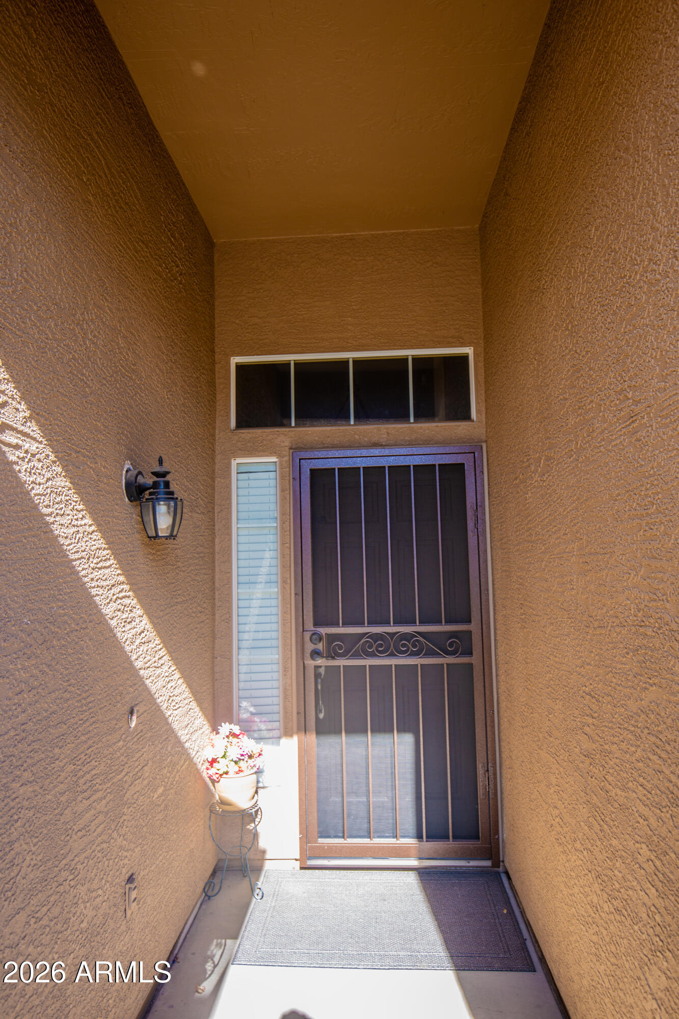 702 West Mesquite Street Gilbert, AZ 85233 - Photo 2 of 29 Entry