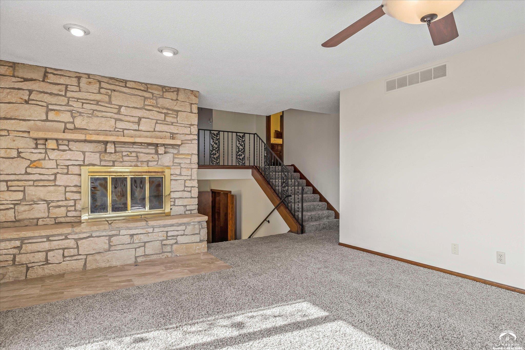 144 North 1150th Road Berryton, KS 66409 - Photo 13 of 65