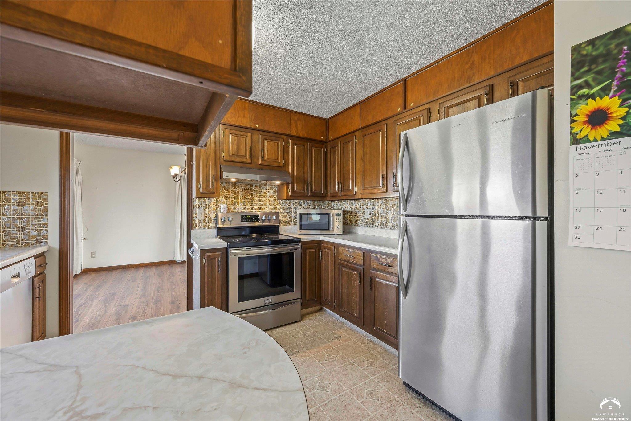 144 North 1150th Road Berryton, KS 66409 - Photo 18 of 65