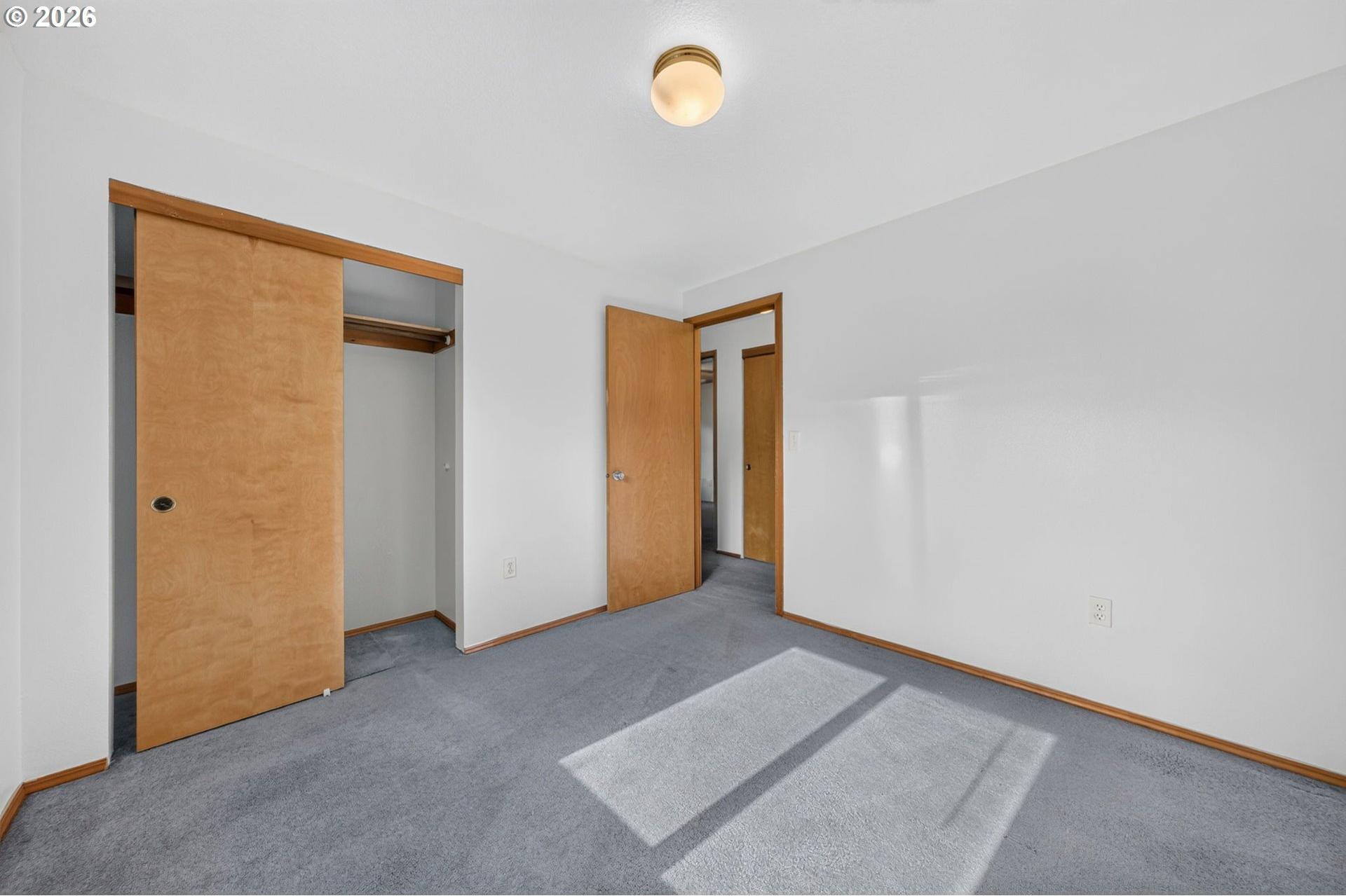 9654 North Edison Street Portland, OR 97203 - Photo 21 of 34 Bedroom