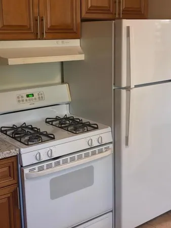 $3,500 | 922 Oak Lane, Unit 2, Menlo Park, CA 94025