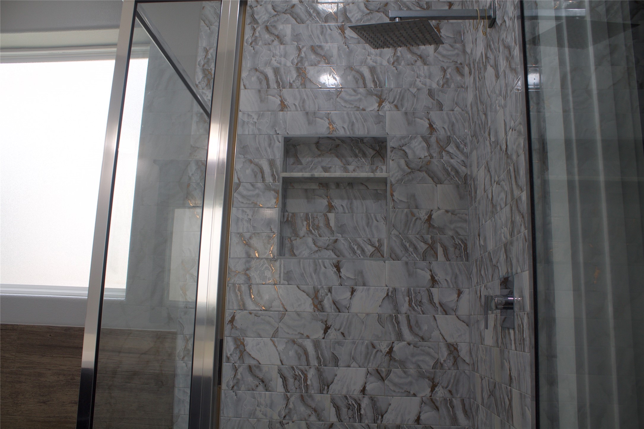 3105 Gillespie Street Houston, TX 77020 - Photo 36 of 43 a bathroom with a shower