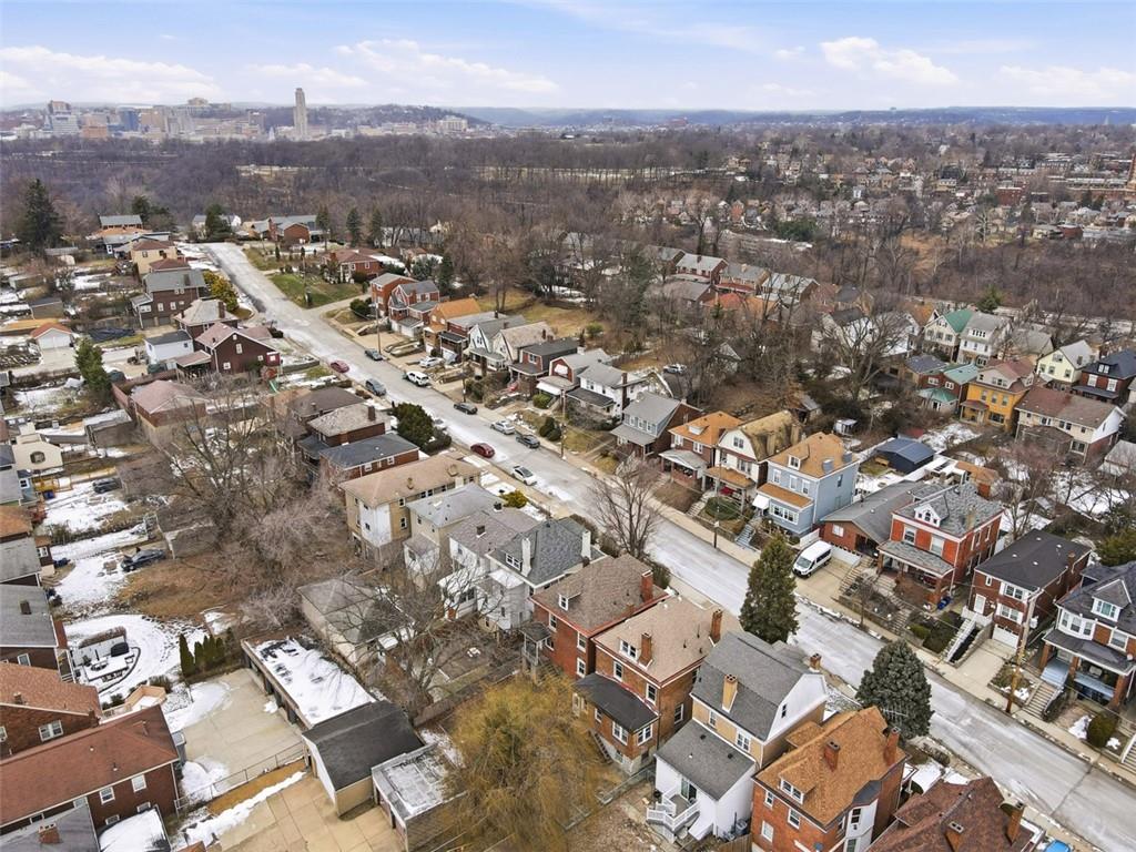 1038 Welfer Street Pittsburgh, PA 15217 - Photo 39 of 43 Easy access to Sq. Hill, Greenfield, Waterfront shops and restaurants. Close to Oakland, Pitt, CMU. Easy to hop on 376!