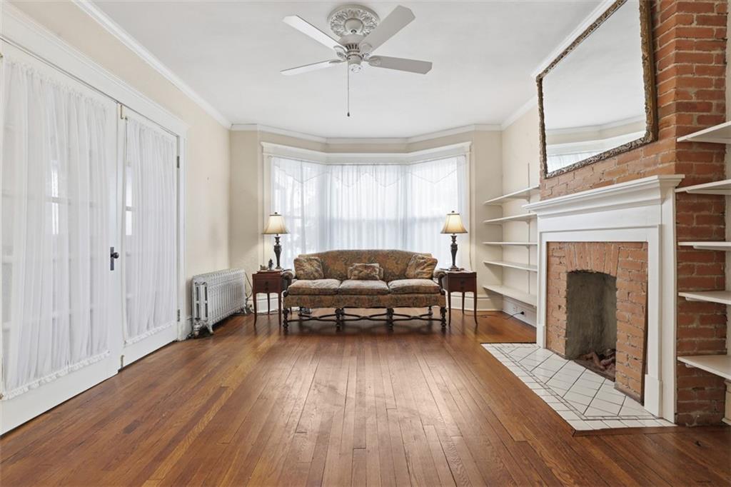 1038 Welfer Street Pittsburgh, PA 15217 - Photo 9 of 43