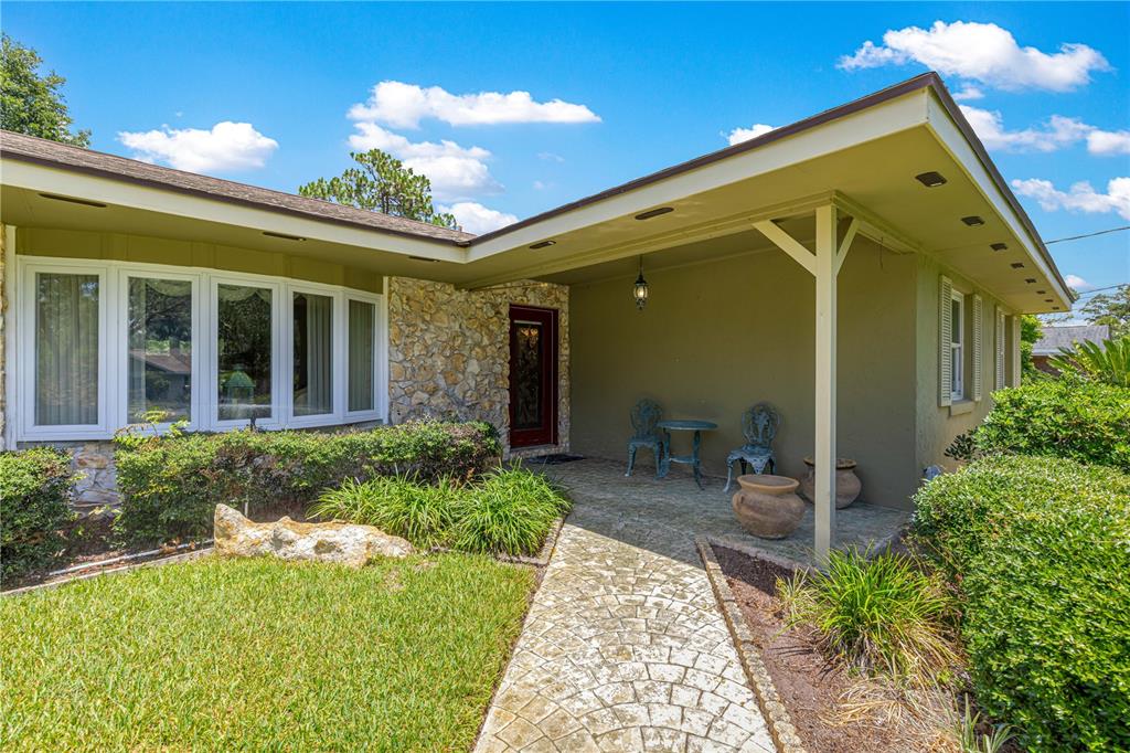 3963 Southeast 15th Street Ocala, FL 34471 - Photo 2 of 20