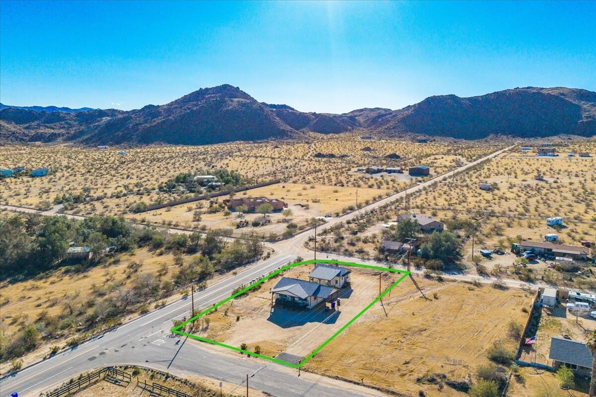 4884 Avenida Del Sol Joshua Tree, CA 92252 - Photo 64 of 66 47-47