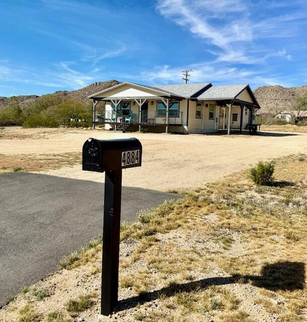 4884 Avenida Del Sol Joshua Tree, CA 92252 - Photo 7 of 66 IMG_8324