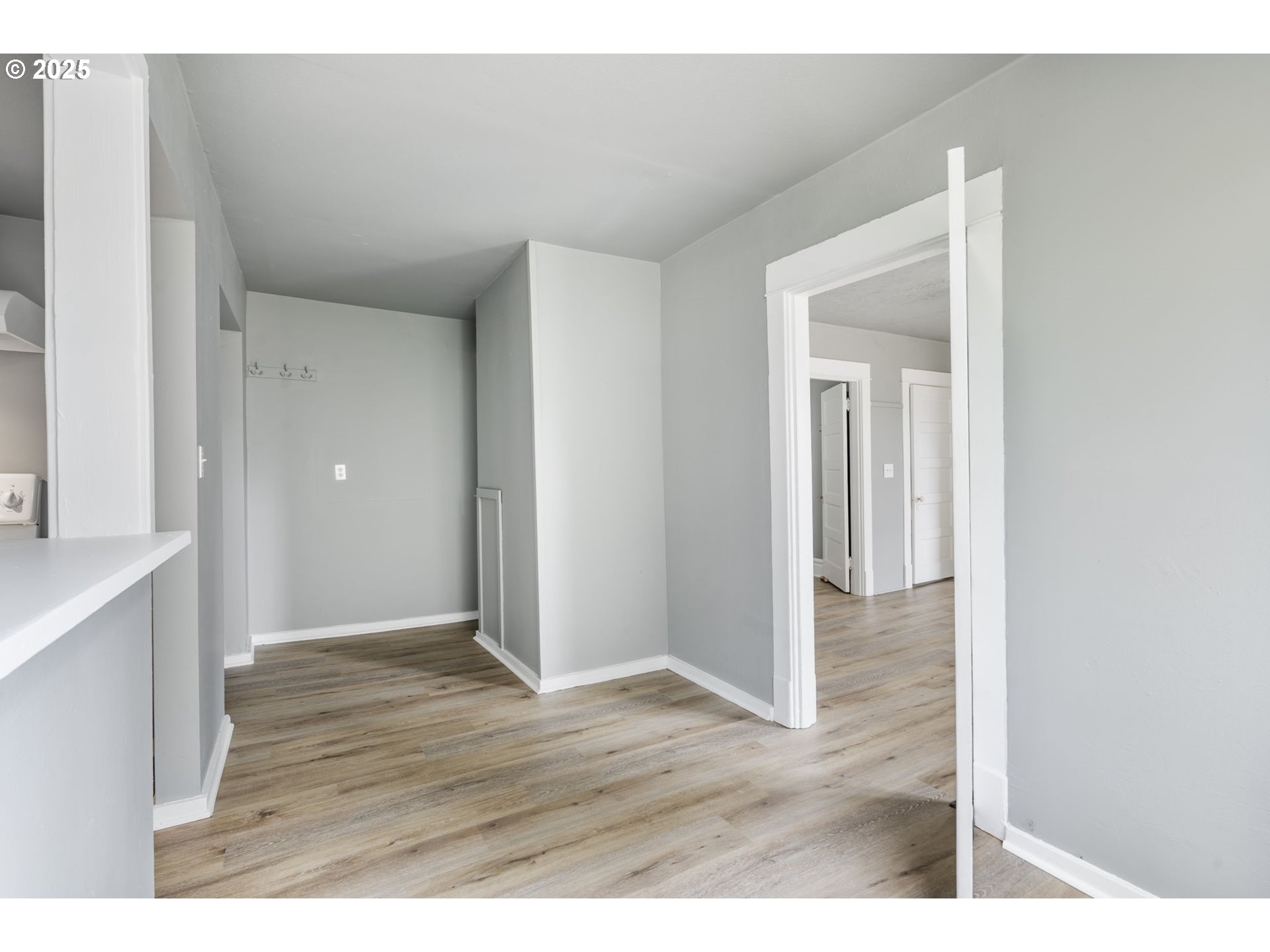 2035 4th Street Northeast Salem, OR 97301 - Photo 16 of 45 a view interior of the house