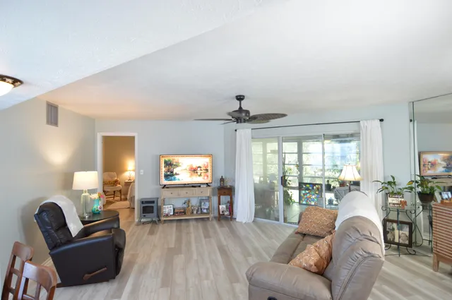 $193,500 | 3272 Southeast Aster Lane, Unit G249, Stuart, FL 34994