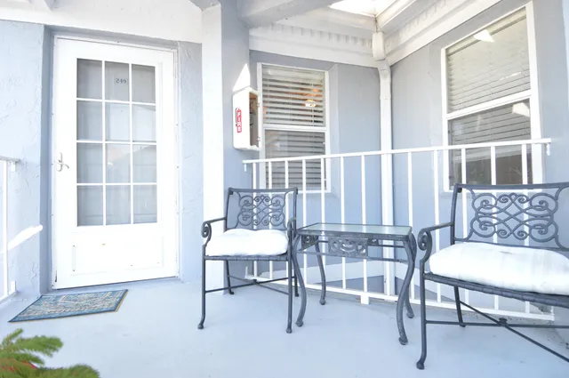 $193,500 | 3272 Southeast Aster Lane, Unit G249, Stuart, FL 34994