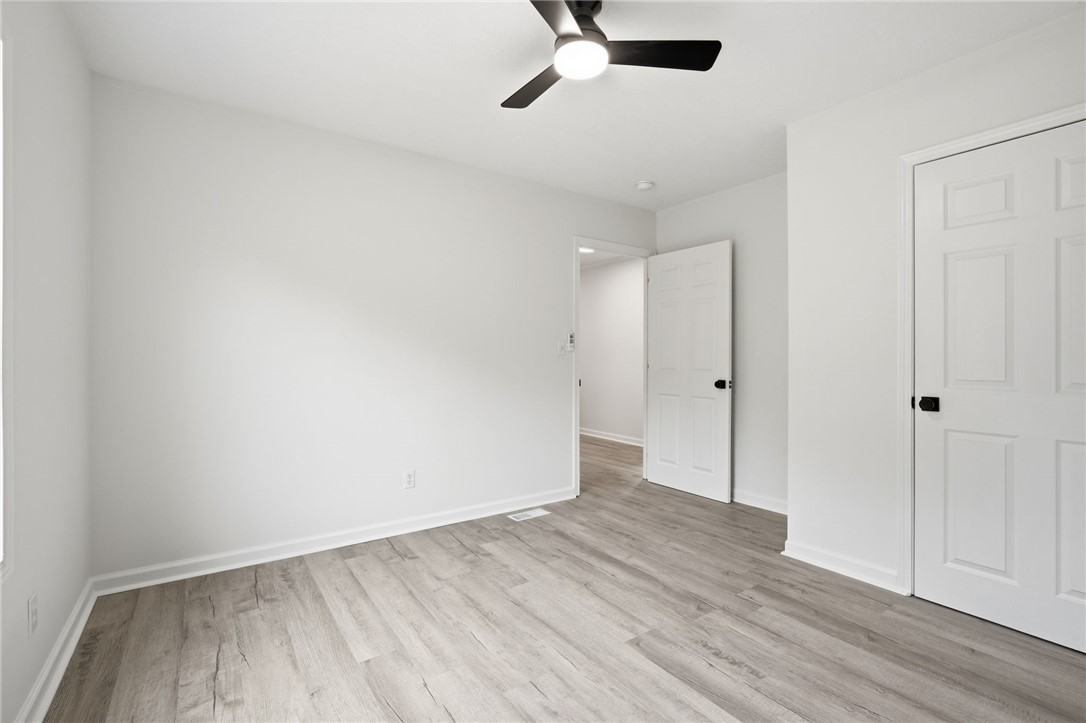 112 Sir Francis Drake Way Liberty, SC 29657 - Photo 22 of 42 This spacious bedroom offers serene comfort and modern finishes for peaceful living.