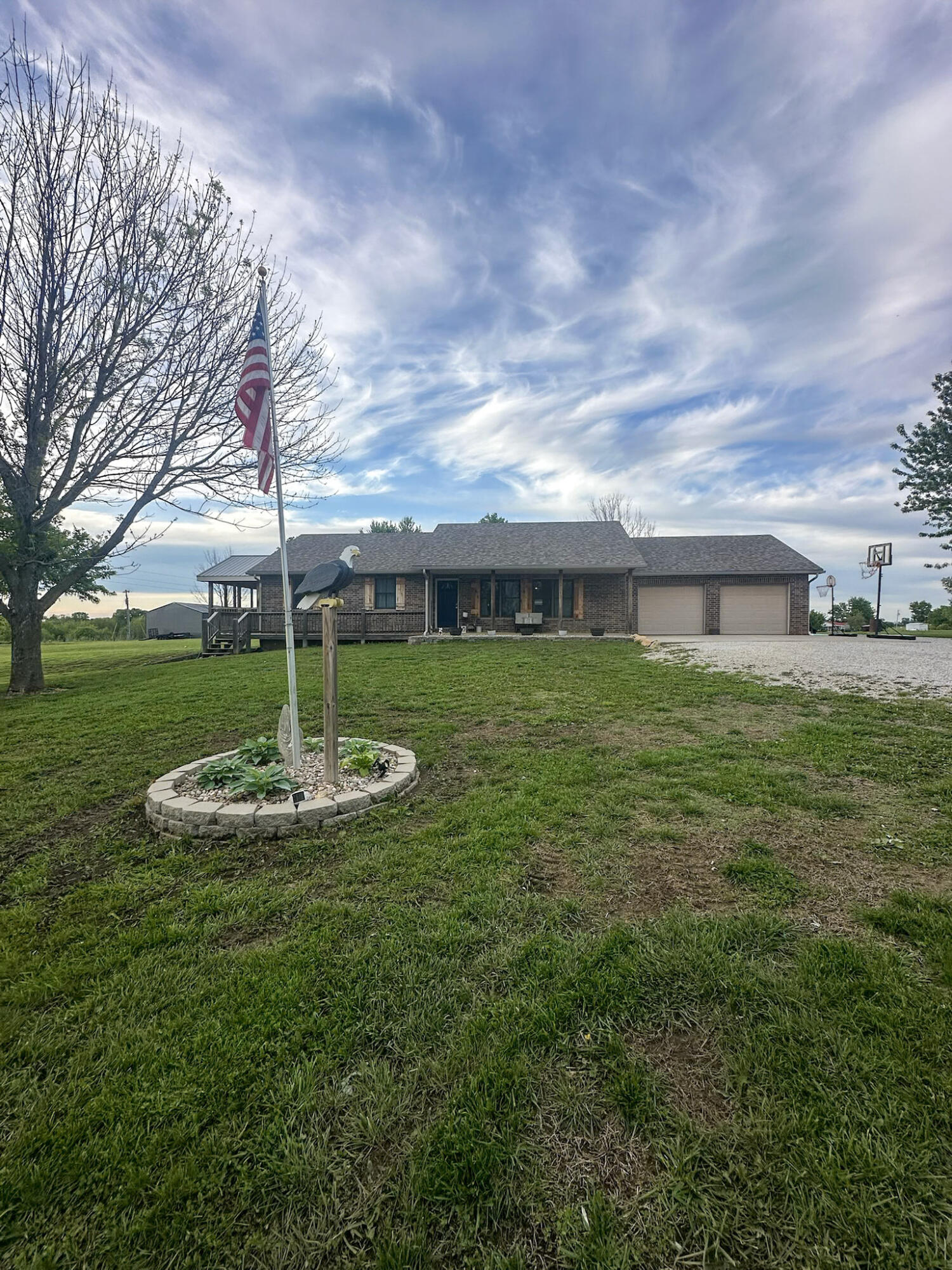 43 Northwest 354th Road Clinton, MO 64735 - Photo 2 of 59 Henry 5 -40