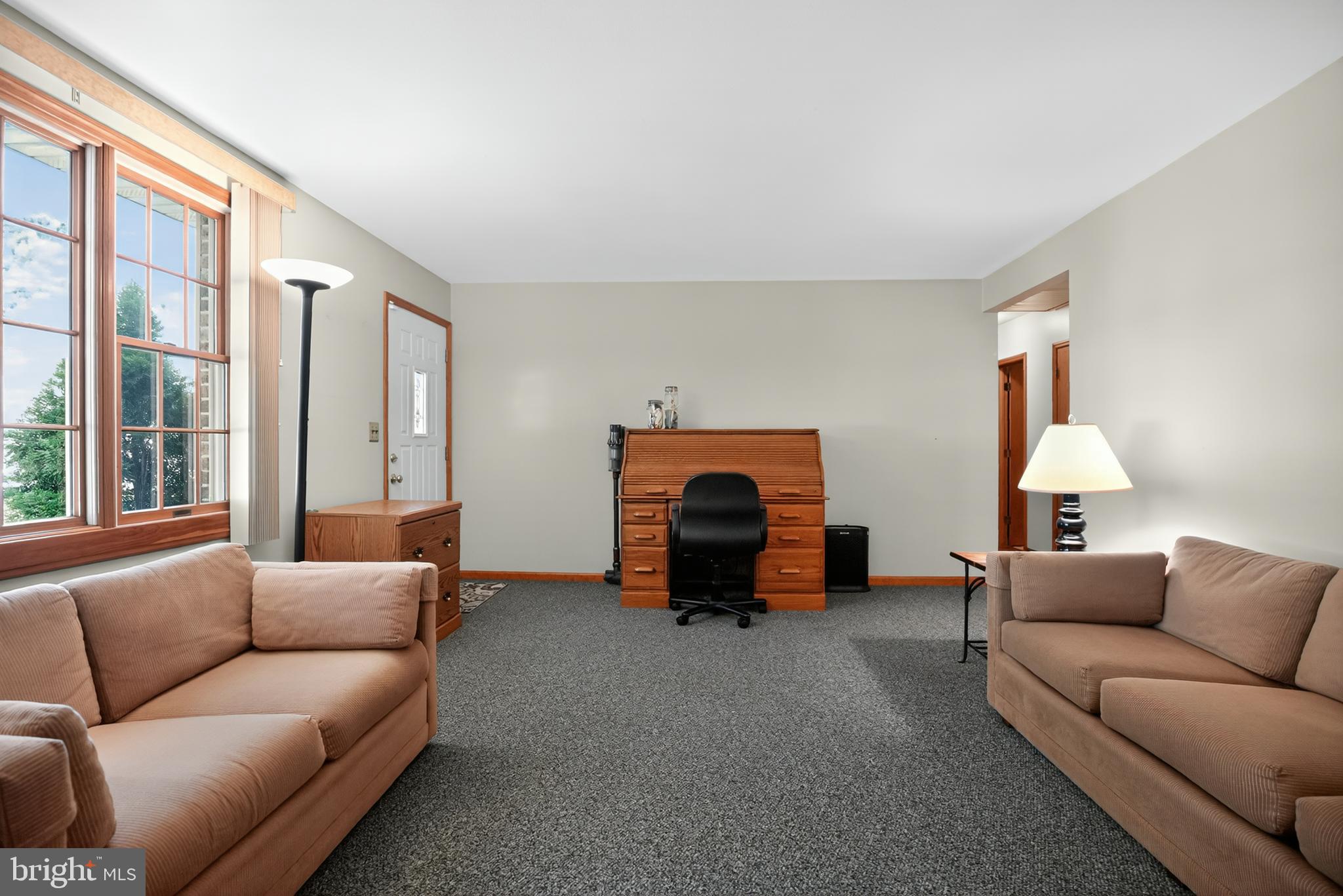 21 Mill Road Burlington, NJ 08016 - Photo 4 of 32 Bright and airy living room
