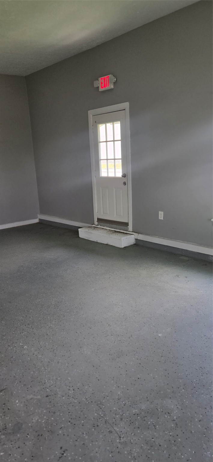 2602 North Richmond Road Wharton, TX 77488 - Photo 10 of 11 a view of empty room with window