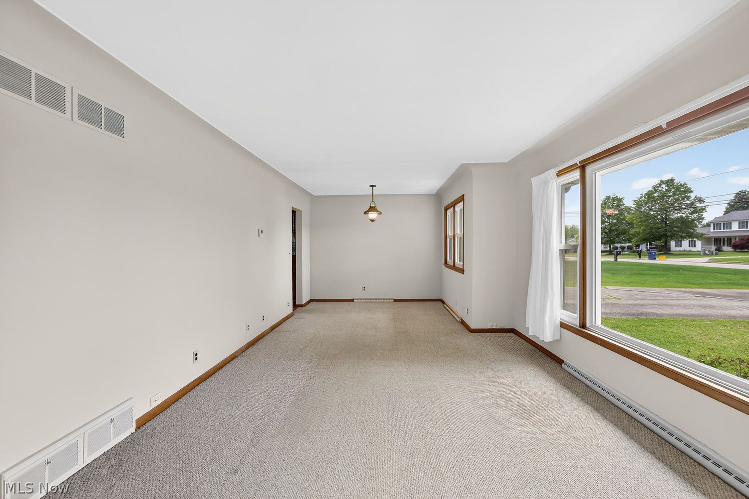 5701 Herbert Road Canfield, OH 44406 - Photo 6 of 36