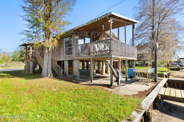 $279,000 | 9277 Riverlodge Drive, Moss Point, MS 39562