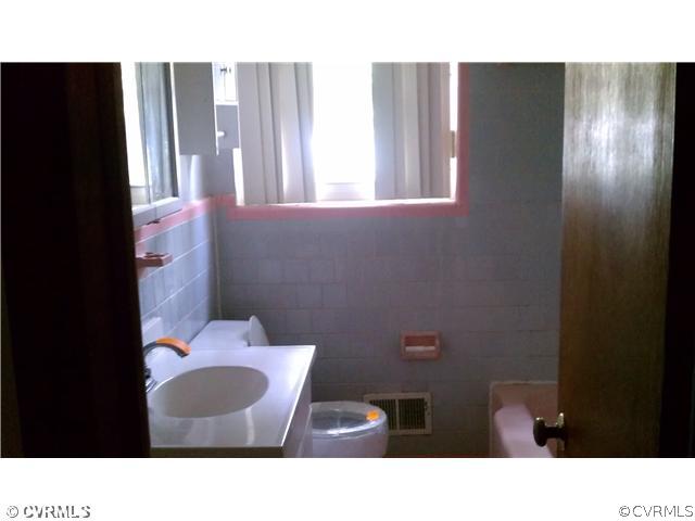 2400 Sunnybrook Road Henrico, VA 23294 - Photo 10 of 12 Other - Full Bath