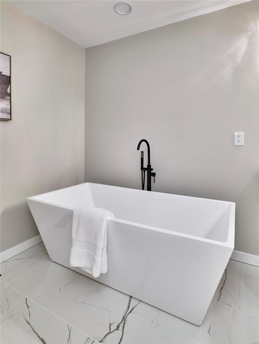 13535 Sunset Ridge Lane St. Louis, MO 63128 - Photo 25 of 43 Gallery Image 25