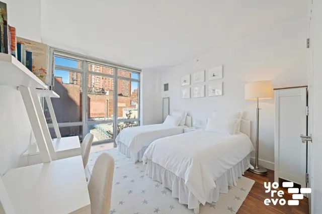 $1,400,000 | 333 East 91st Street, Unit 9D | Upper East Side