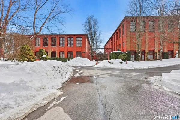 $179,900 | 839 Main Street, Unit 78, Torrington, CT 06790