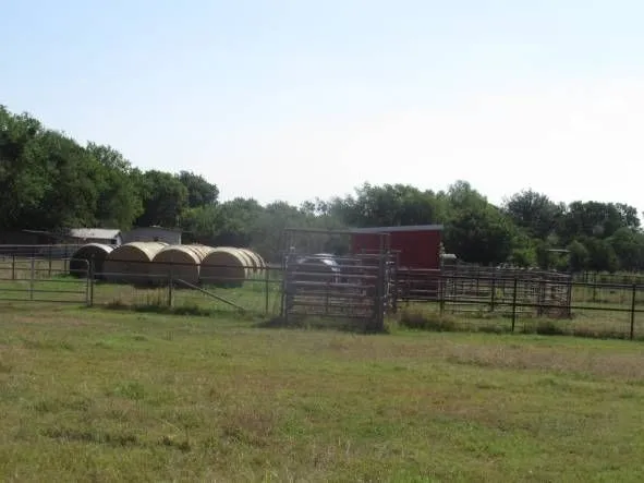 $870,000 | 836 Cr 446 Chilton Tx 76632, Unit N/A, Chilton, TX 76632