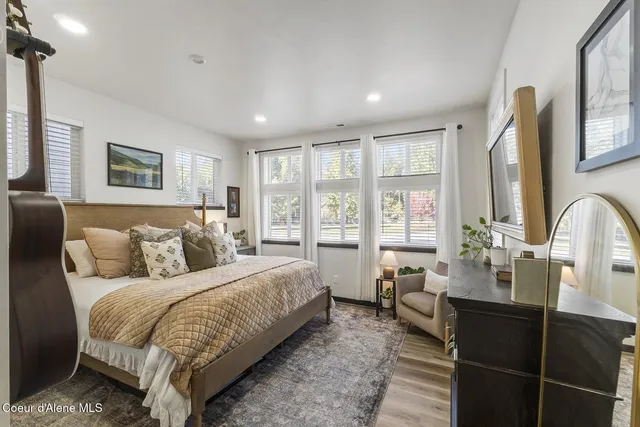 $675,000 | 702 Rena Road, Oldtown, ID 83822