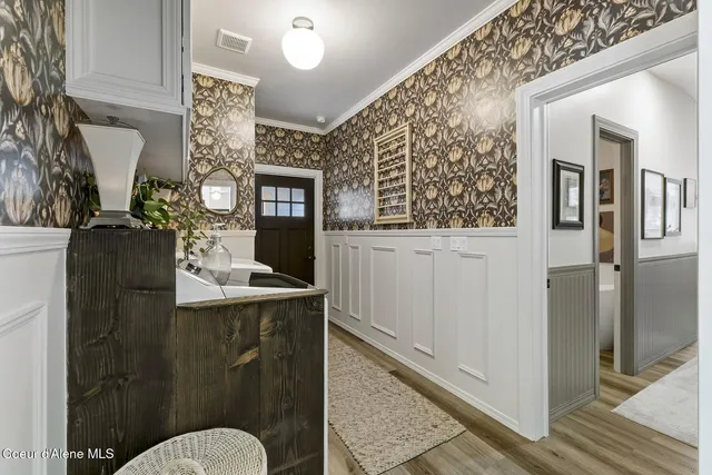 $675,000 | 702 Rena Road, Oldtown, ID 83822