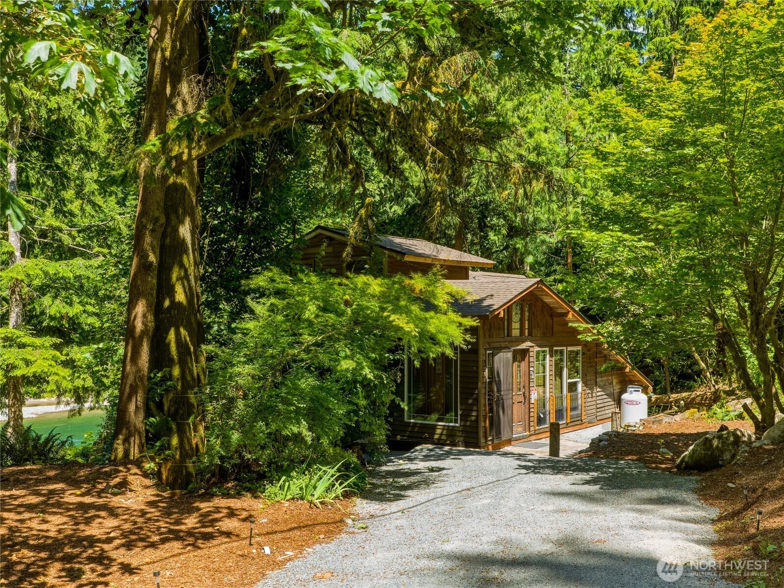52607 South Riverside Road Gold Bar, WA 98251 - Photo 4 of 40