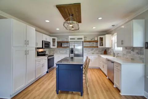 $540,000 | 1334 Davy Crockett Drive, Murfreesboro, TN 37129