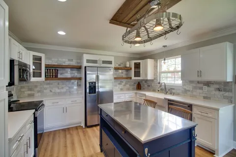 $540,000 | 1334 Davy Crockett Drive, Murfreesboro, TN 37129