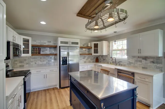 $540,000 | 1334 Davy Crockett Drive, Murfreesboro, TN 37129