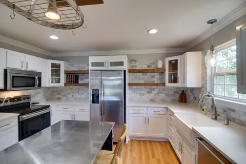 $540,000 | 1334 Davy Crockett Drive, Murfreesboro, TN 37129